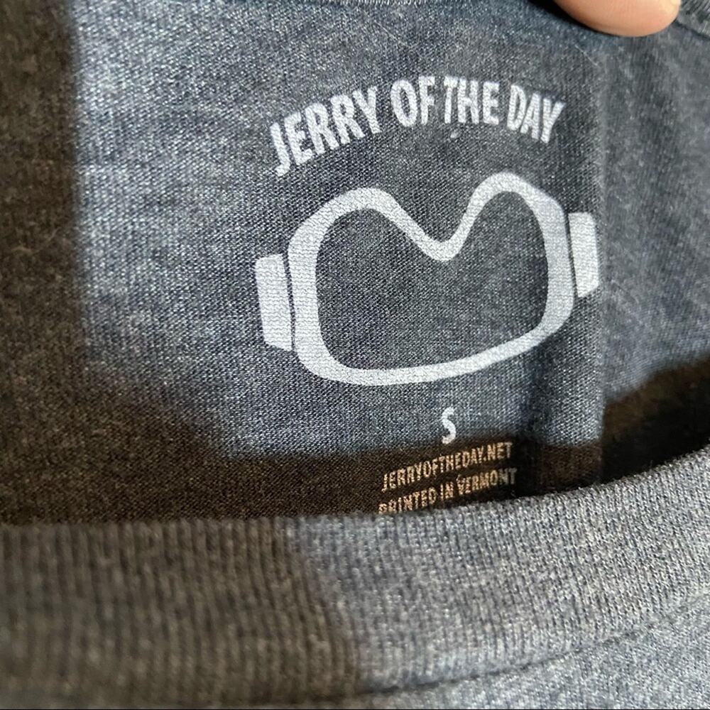 Jerry Of The Day Planet Of The Gapes T-Shirt Skiing Slopes Heathered Gray Small View 3
